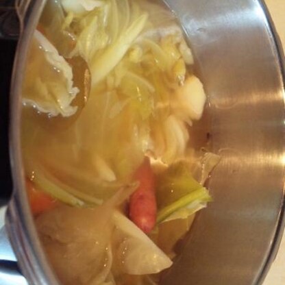 圧力鍋で短時間に簡単に作れて、温野菜がたっぷり食べられました。
旦那様も大満足の一品。